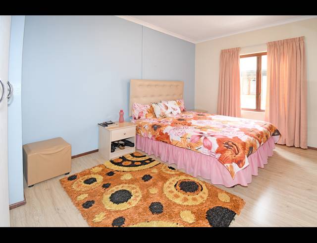 3 BEDROOM HOUSE FOR SALE IN CRAIGAVON